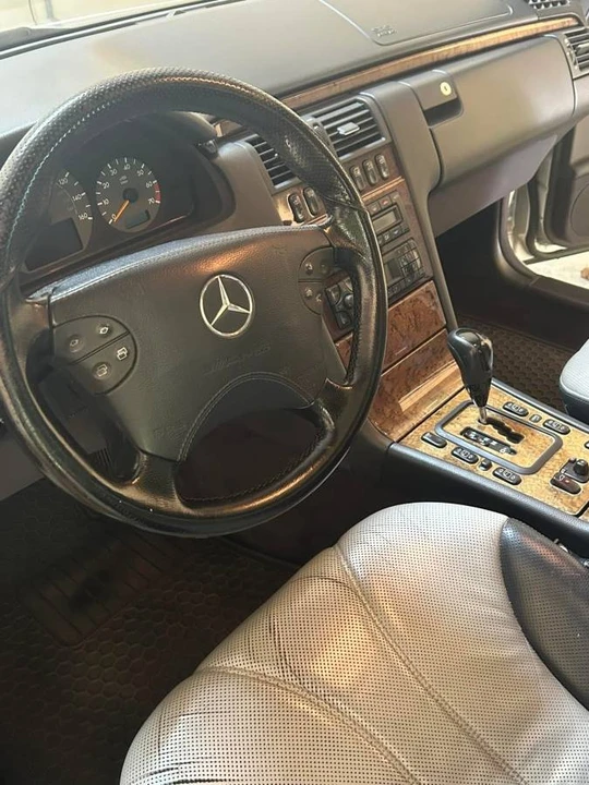 2002 Mercedes-Benz W210 E 36 & E 50 & E 55 & E 60 AMG - Image 3 of 9