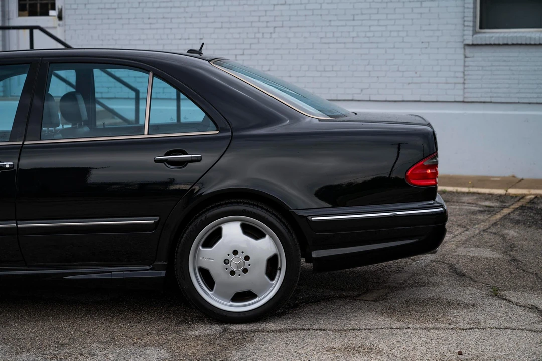 2002 Mercedes-Benz W210 E 36 & E 50 & E 55 & E 60 AMG - Image 23 of 31