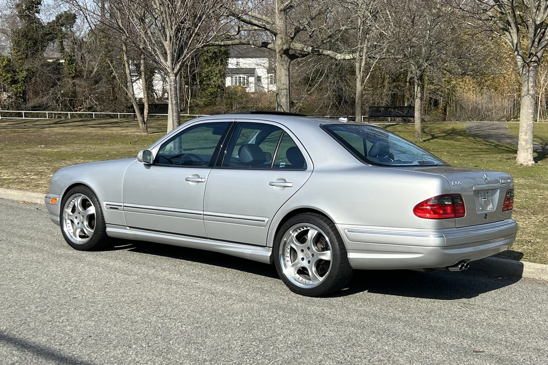 2002 Mercedes-Benz W210 E 36 & E 50 & E 55 & E 60 AMG - Image 4 of 16