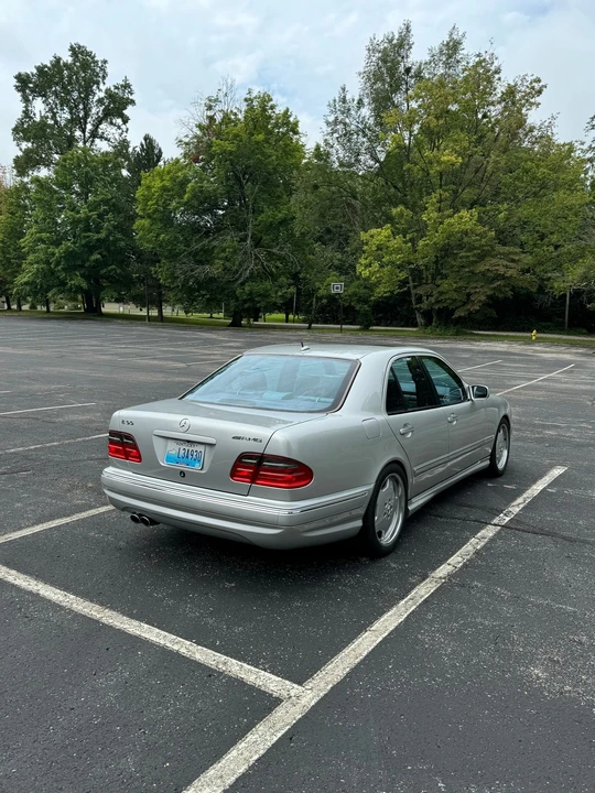 2002 Mercedes-Benz W210 E 36 & E 50 & E 55 & E 60 AMG - Image 4 of 12