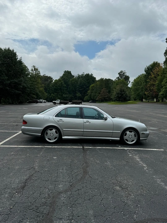 2002 Mercedes-Benz W210 E 36 & E 50 & E 55 & E 60 AMG - Image 5 of 12