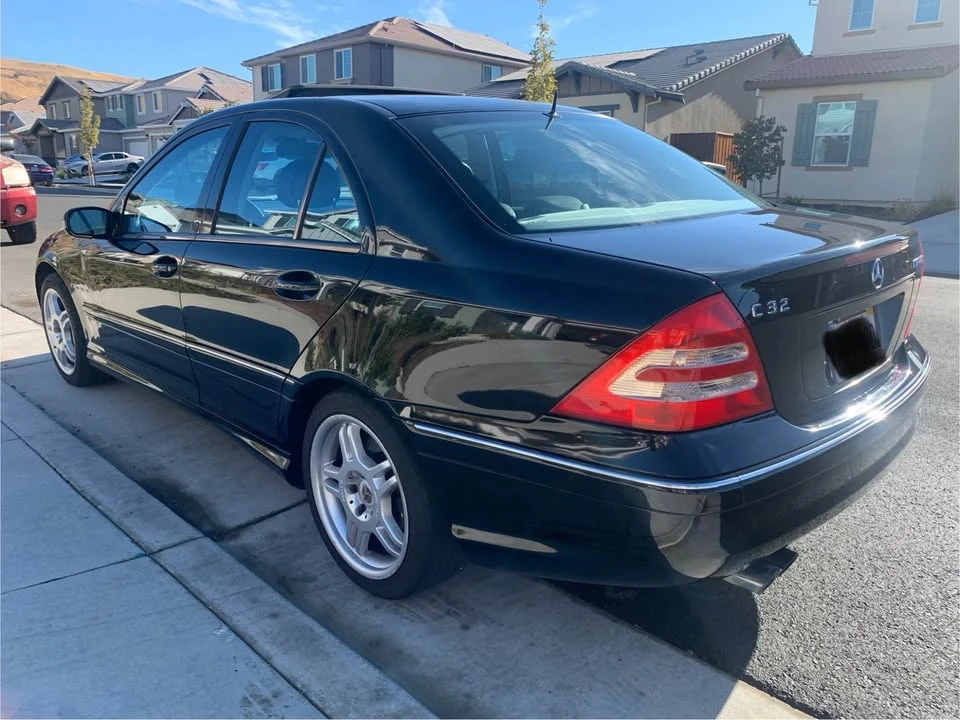 2002 Mercedes-Benz W203 C 30 CDI & C 32 AMG - Image 3 of 8