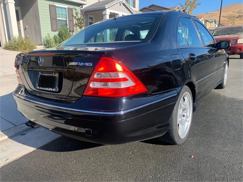 2002 Mercedes-Benz W203 C 30 CDI & C 32 AMG - Image 4 of 8