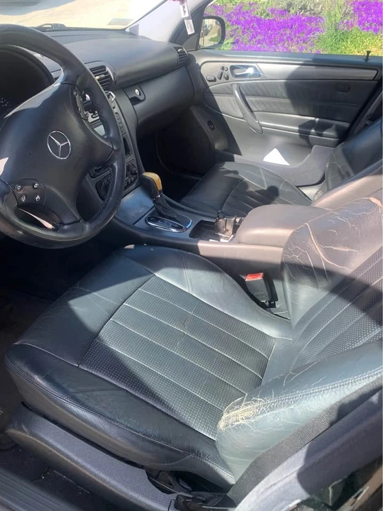 2002 Mercedes-Benz W203 C 30 CDI & C 32 AMG - Image 6 of 8