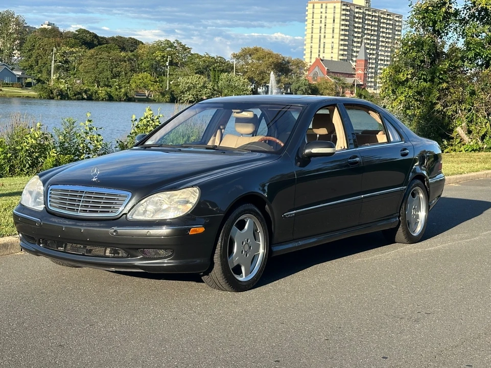 2002 Mercedes-Benz W251 R-Class - Image 3 of 21