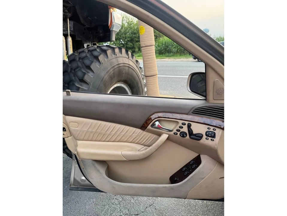 2002 Mercedes-Benz W220 S-Class - Image 13 of 20