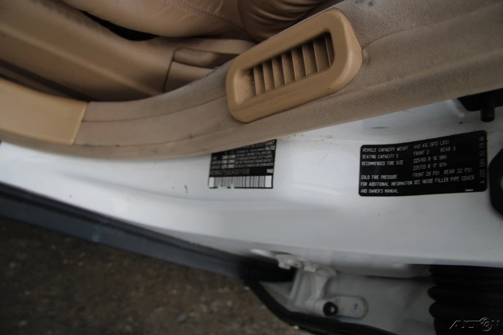 2002 Mercedes-Benz W220 S-Class - Image 11 of 21