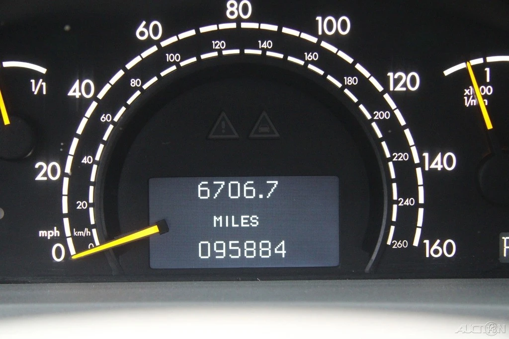 2002 Mercedes-Benz W220 S-Class - Image 15 of 21