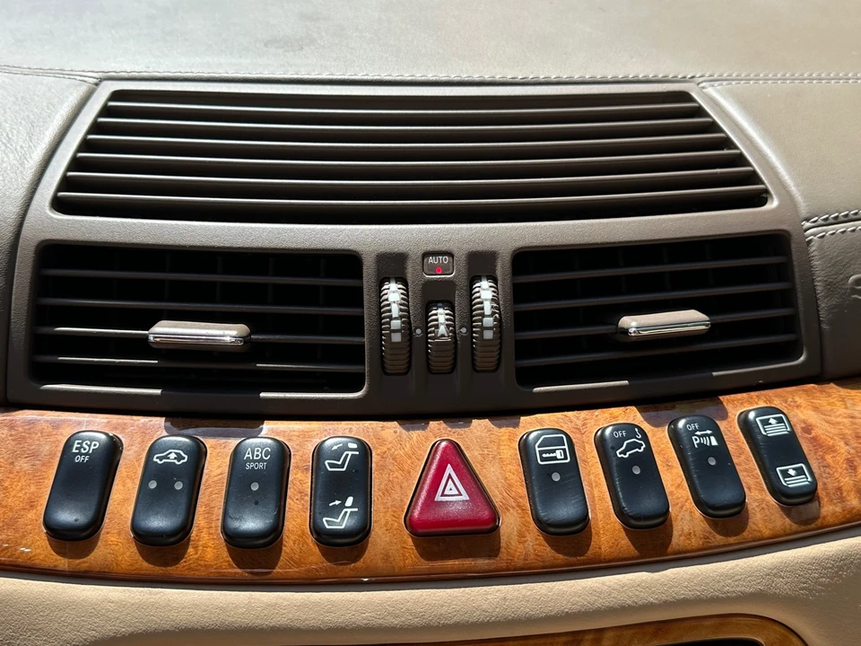 2002 Mercedes-Benz W220 S-Class - Image 15 of 21