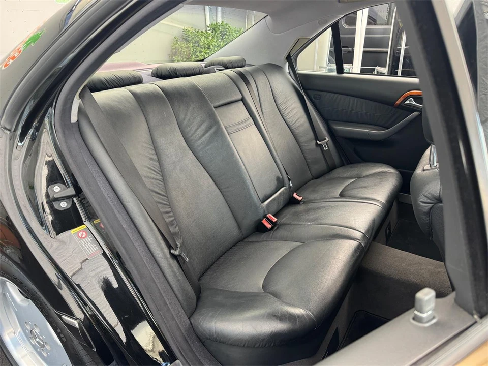 2002 Mercedes-Benz W220 S-Class - Image 16 of 31
