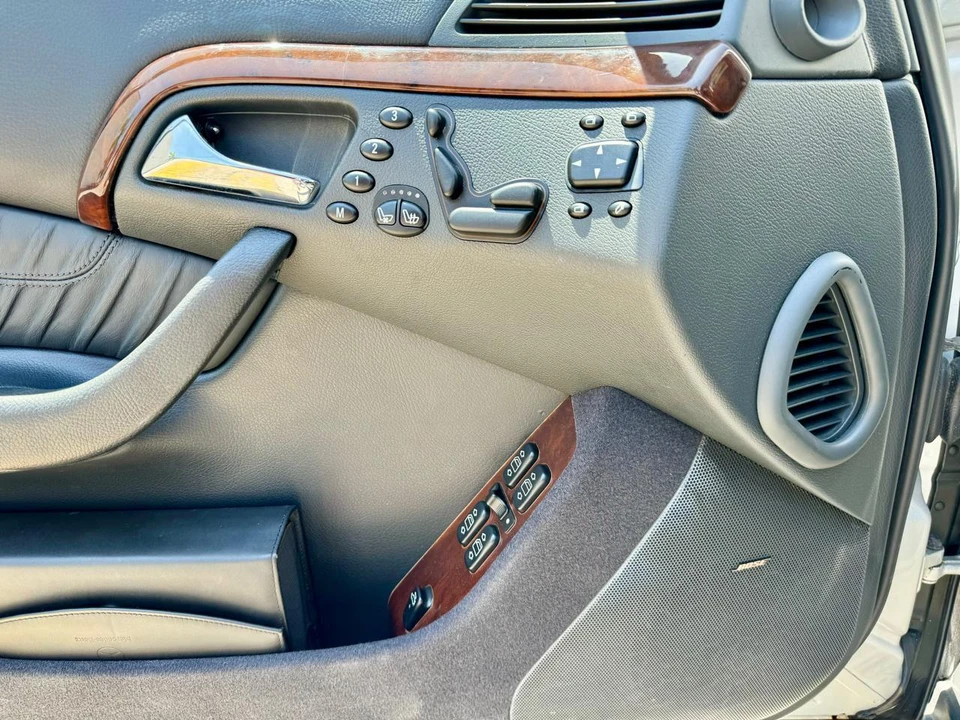 2002 Mercedes-Benz W220 S-Class - Image 23 of 31