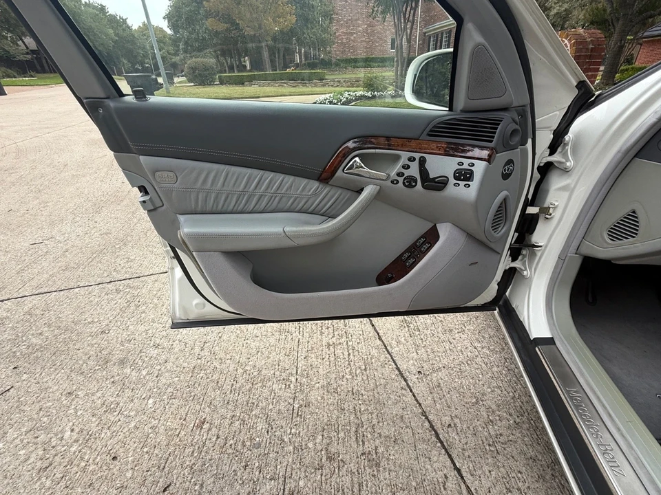 2002 Mercedes-Benz W220 S-Class - Image 12 of 21