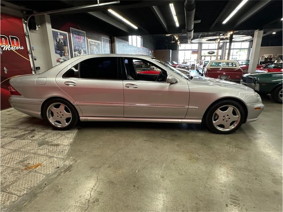 2002 Mercedes-Benz W220 S-Class - Image 10 of 31