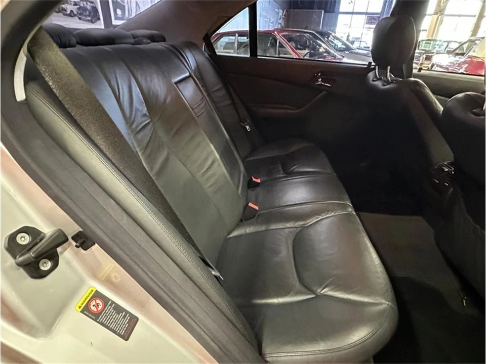 2002 Mercedes-Benz W220 S-Class - Image 25 of 31