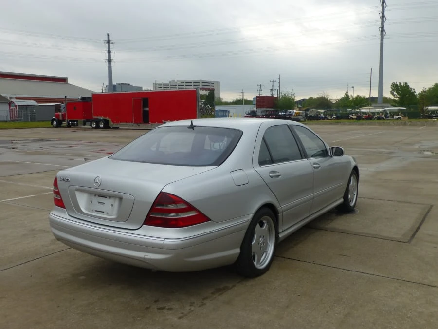 2002 Mercedes-Benz W220 S-Class - Image 2 of 4