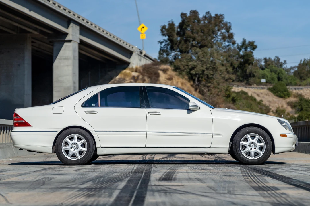 2002 Mercedes-Benz W220 S-Class - Image 3 of 31