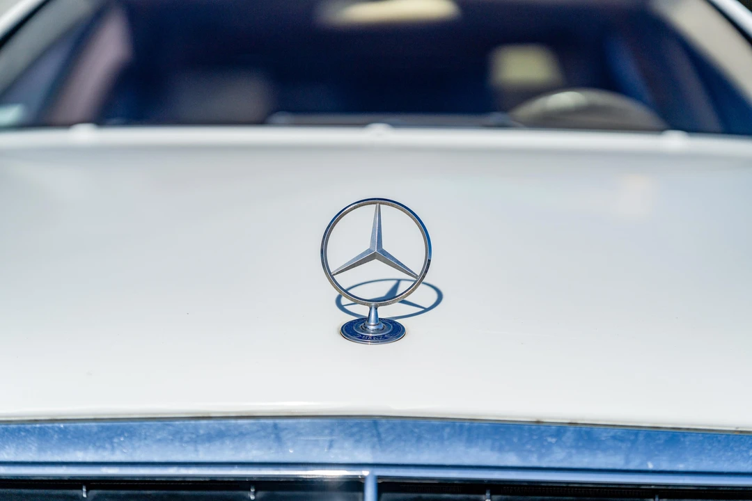2002 Mercedes-Benz W220 S-Class - Image 11 of 31