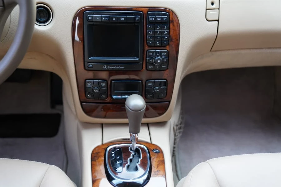 2002 Mercedes-Benz W220 S-Class - Image 23 of 26