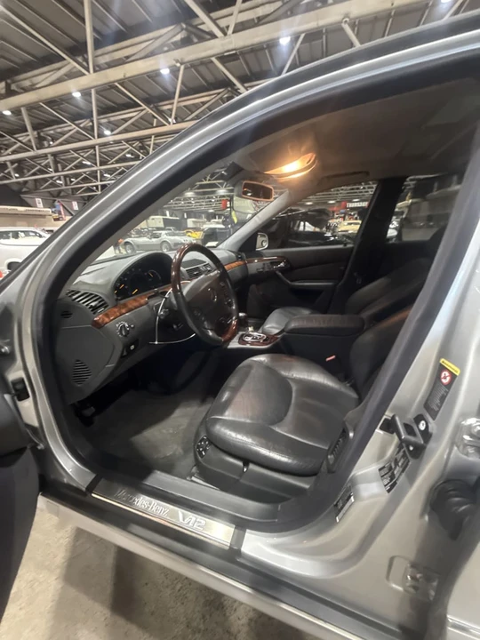 2002 Mercedes-Benz W220 S-Class - Image 3 of 3
