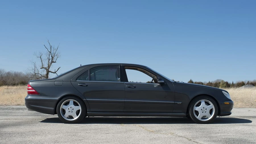 2002 Mercedes-Benz W220 S-Class - Image 11 of 12
