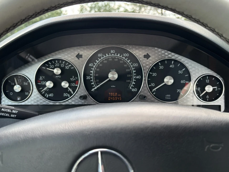 2002 Mercedes-Benz R230 SL-Class - Image 25 of 31