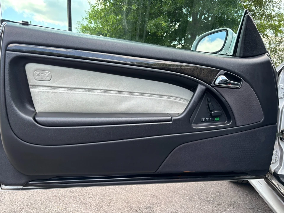 2002 Mercedes-Benz R230 SL-Class - Image 12 of 31
