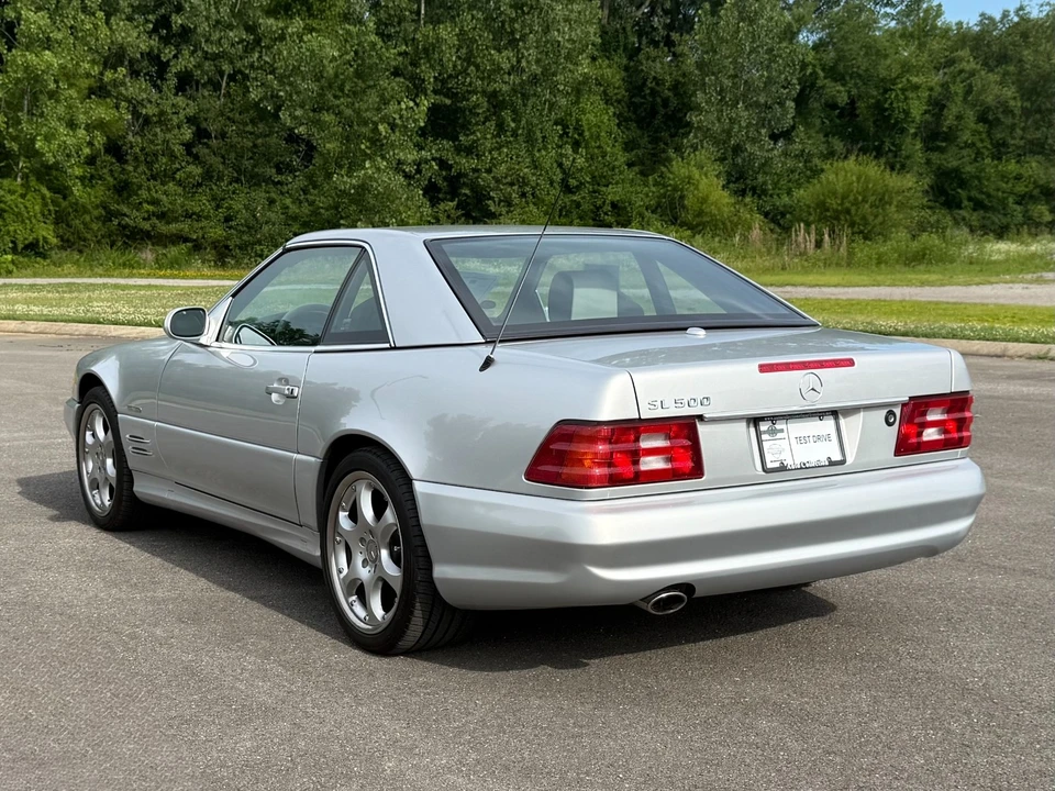 2002 Mercedes-Benz R230 SL-Class - Image 4 of 31