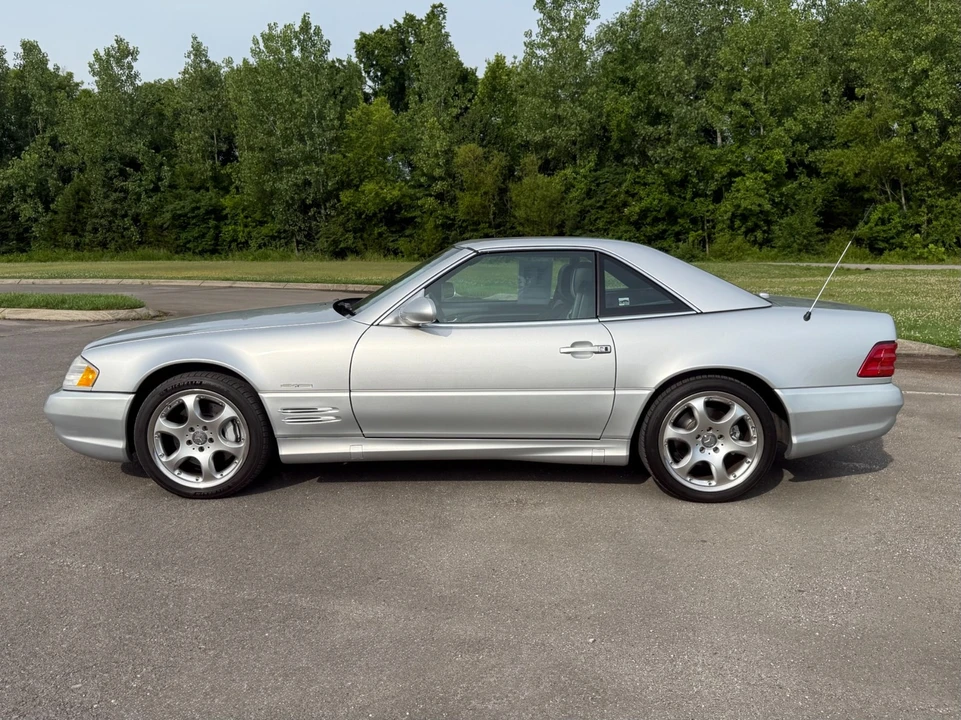 2002 Mercedes-Benz R230 SL-Class - Image 8 of 31