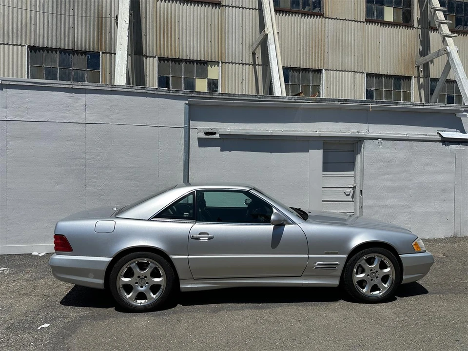 2002 Mercedes-Benz R230 SL-Class - Image 10 of 29