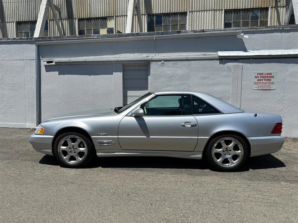 2002 Mercedes-Benz R230 SL-Class - Image 11 of 29