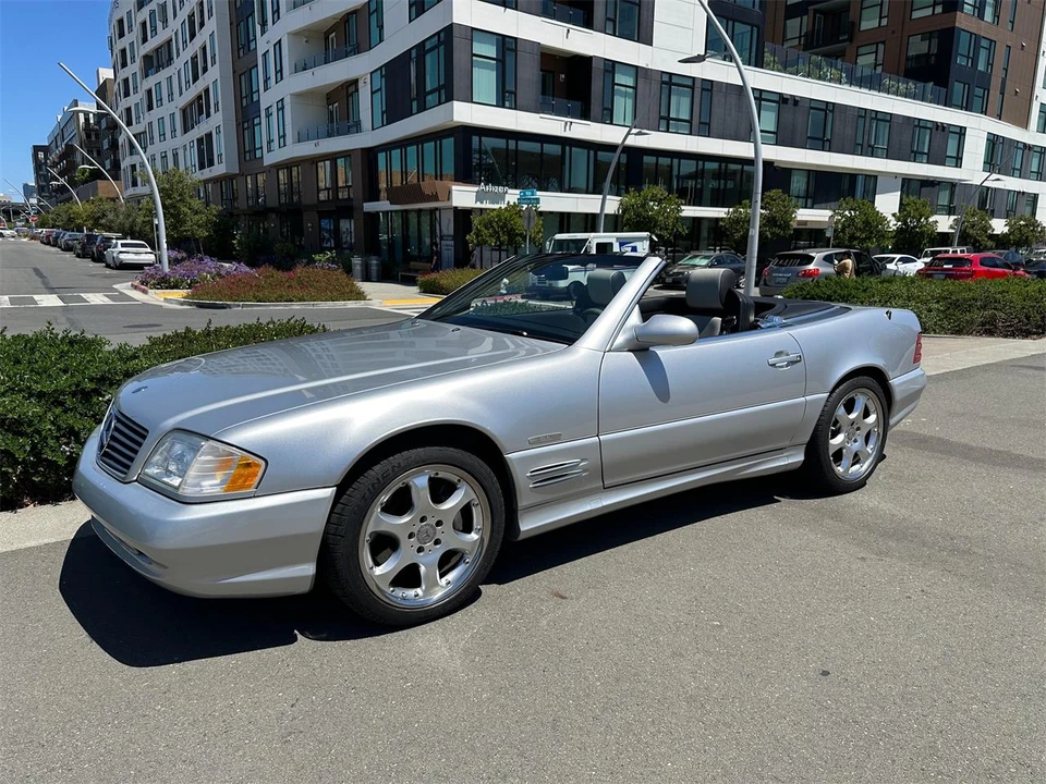 2002 Mercedes-Benz R230 SL-Class - Image 3 of 29