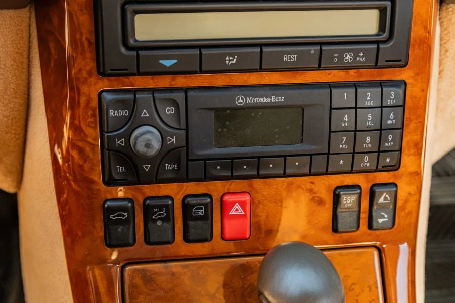 2002 Mercedes-Benz R230 SL-Class - Image 17 of 28
