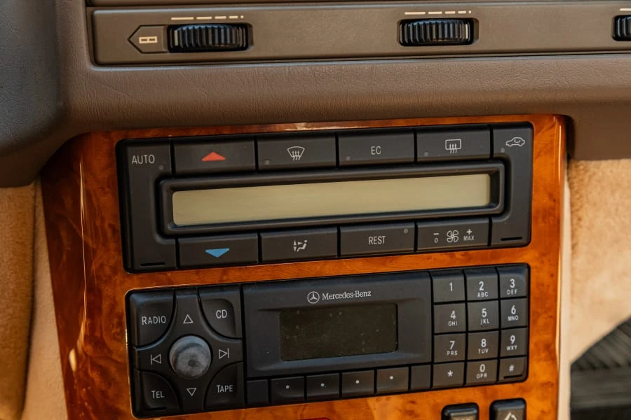 2002 Mercedes-Benz R230 SL-Class - Image 15 of 28