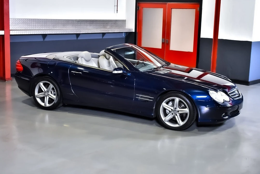 2002 Mercedes-Benz R230 SL-Class - Image 7 of 30