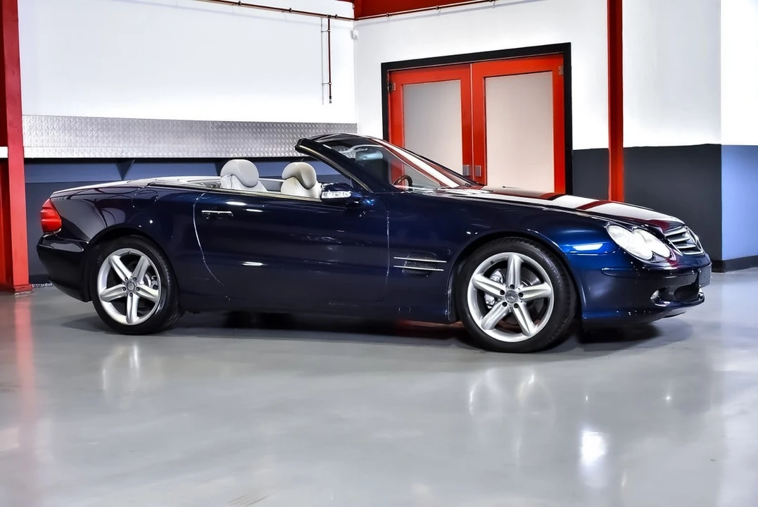 2002 Mercedes-Benz R230 SL-Class - Image 9 of 30