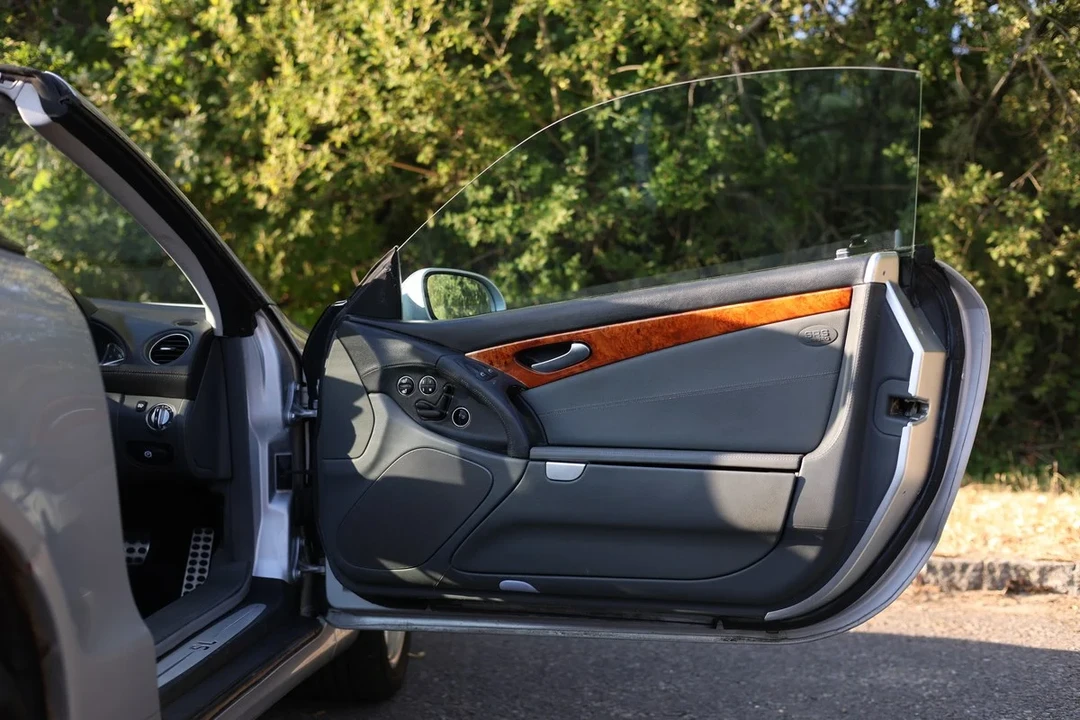 2002 Mercedes-Benz R230 SL-Class - Image 16 of 30