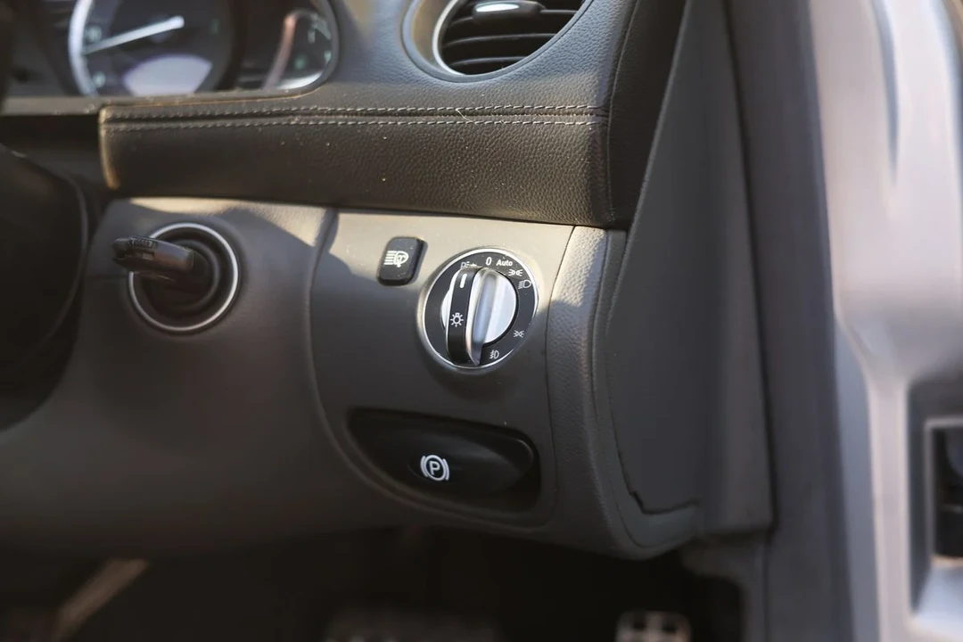 2002 Mercedes-Benz R230 SL-Class - Image 26 of 30
