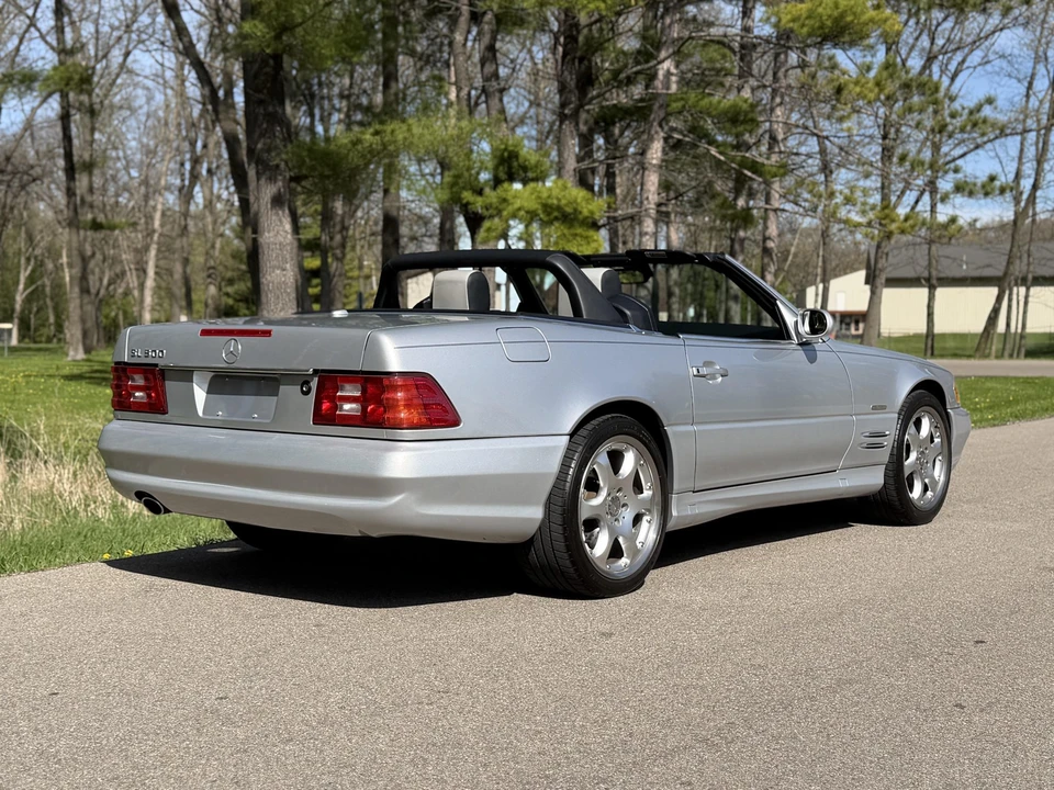 2002 Mercedes-Benz R129 SL-Class - Image 29 of 31