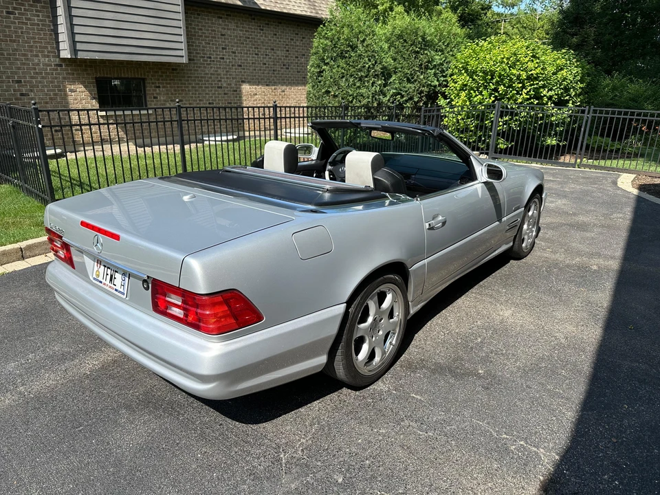 2002 Mercedes-Benz R129 SL-Class - Image 17 of 31