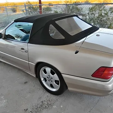 2002 Mercedes-Benz SL500