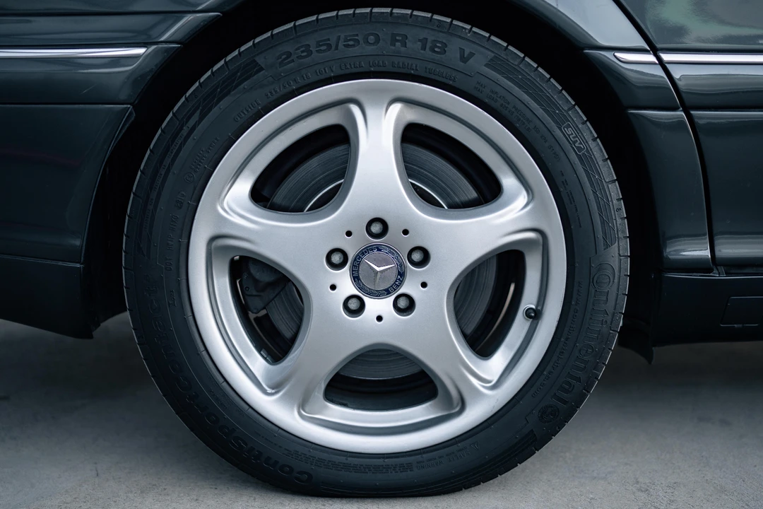 2002 Mercedes-Benz W220 S-Class - Image 28 of 31