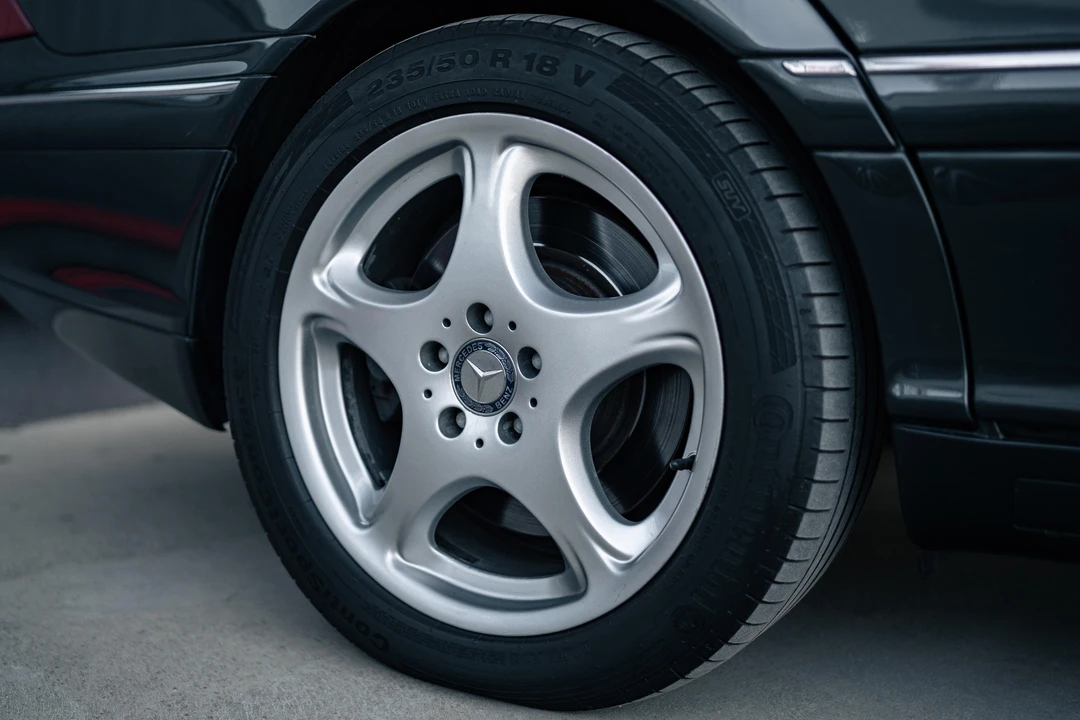 2002 Mercedes-Benz W220 S-Class - Image 29 of 31