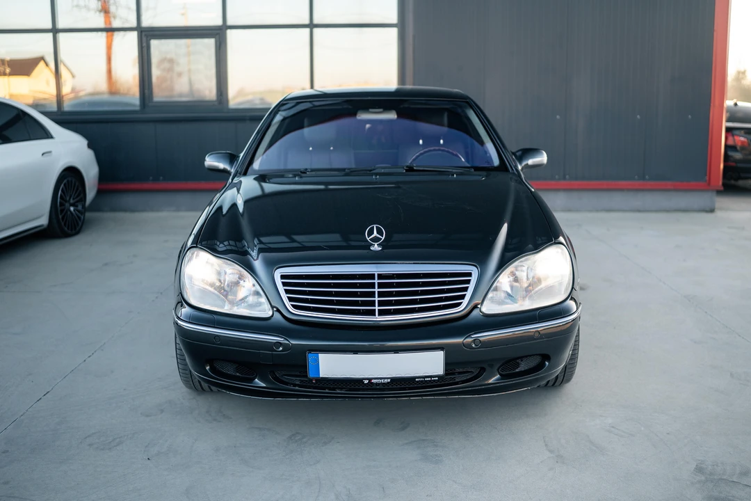 2002 Mercedes-Benz W220 S-Class - Image 2 of 31