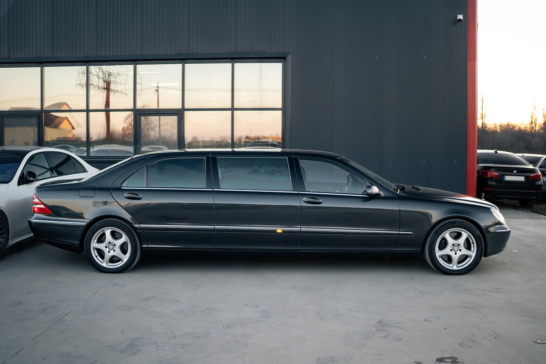 2002 Mercedes-Benz W220 S-Class - Image 4 of 31