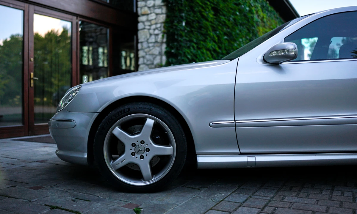 2002 Mercedes-Benz W220 S-Class - Image 28 of 31