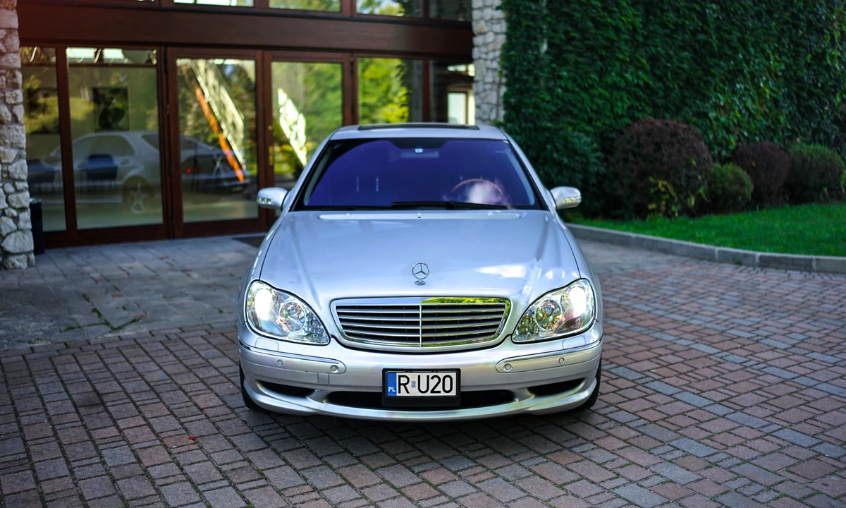 2002 Mercedes-Benz W220 S-Class - Image 8 of 31