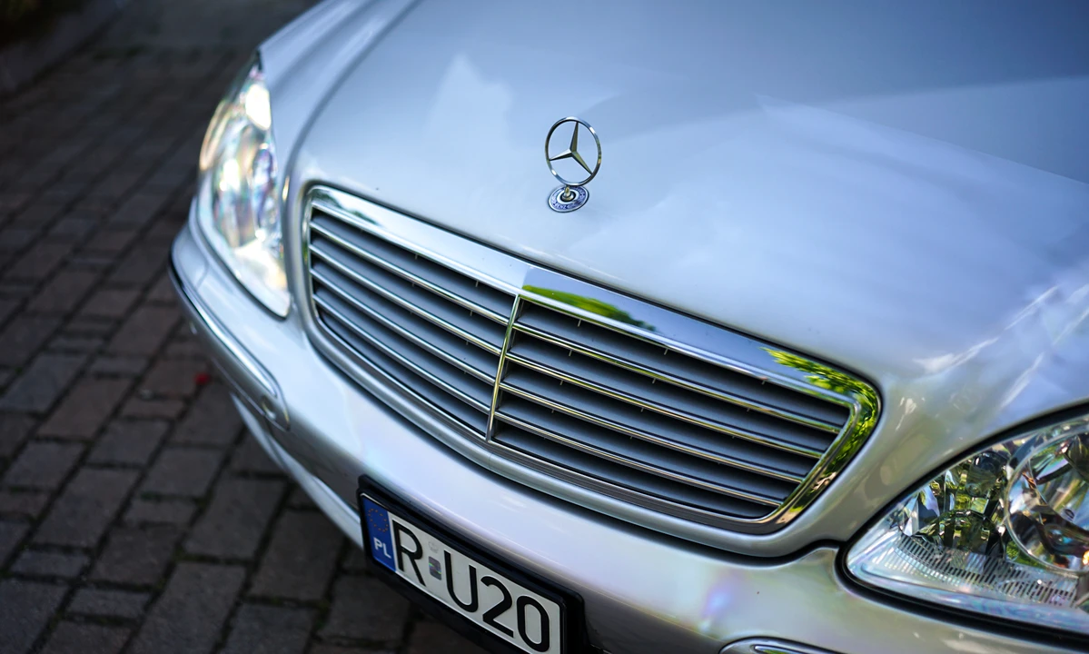 2002 Mercedes-Benz W220 S-Class - Image 10 of 31