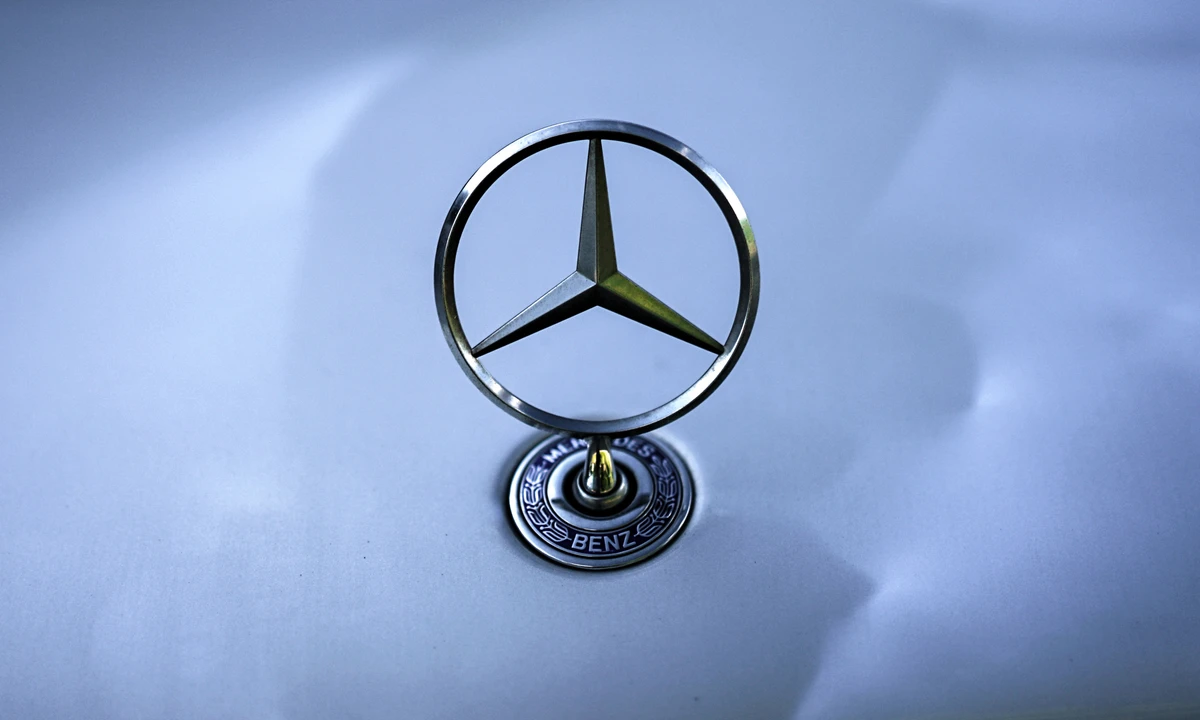 2002 Mercedes-Benz W220 S-Class - Image 19 of 31