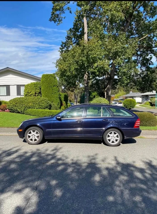 2002 Mercedes-Benz W203 C-Class - Image 2 of 16