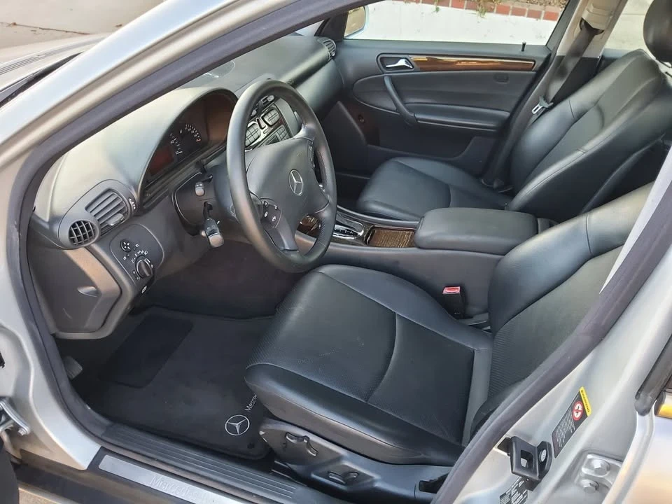 2002 Mercedes-Benz W203 C-Class - Image 13 of 18